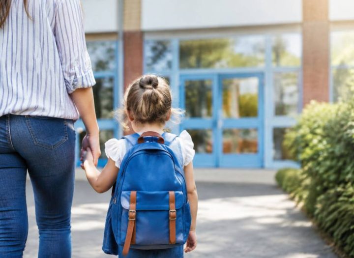 Première rentrée école maternelle : guide pratique pour accompagner votre enfant sereinement